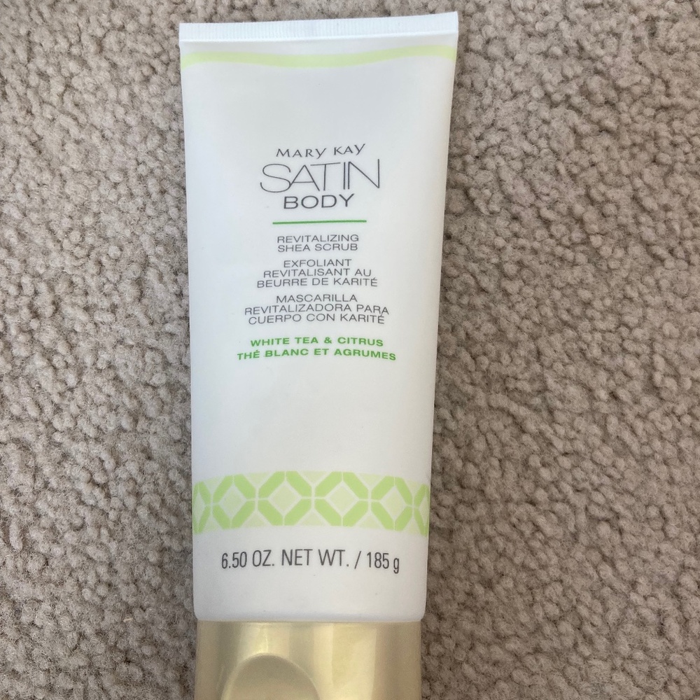 MARY KAY SATIN BODY~REVITALIZING SHEA SCRUB~WHITE TEA AND CITRUS~FULL SIZE!